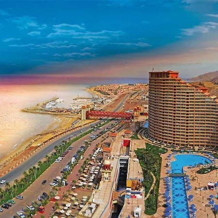 Porto Sokhna Pyramids Apartments Powered By Amer-Group Family Only Ain Sukhna Exterior photo