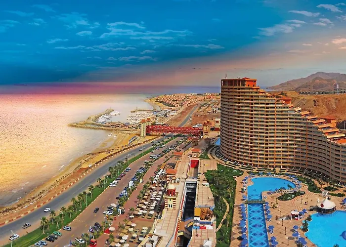 Porto Sokhna Pyramids Apartments Powered By Amer-Group Family Only