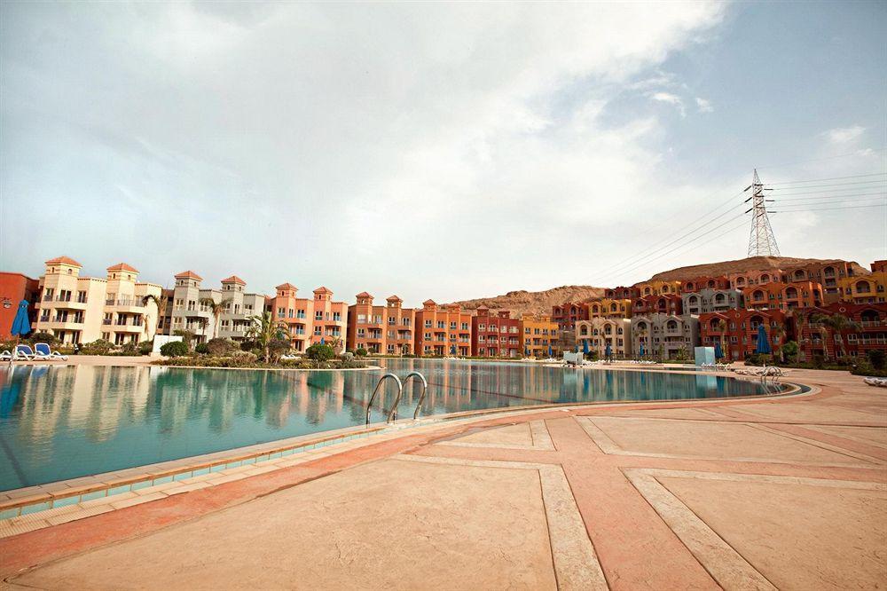 Porto Sokhna Pyramids Powered By Amer-group Family Only *